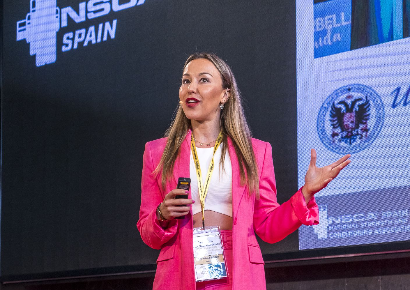 Paloma Quintana en una conferencia